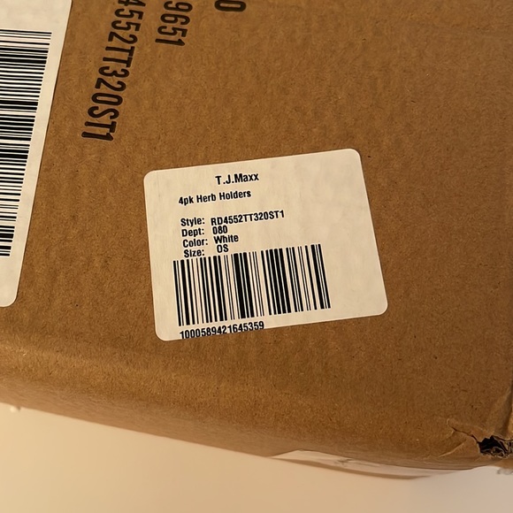 Rae Dunn 4 Herb Containers - Picture 7 of 7